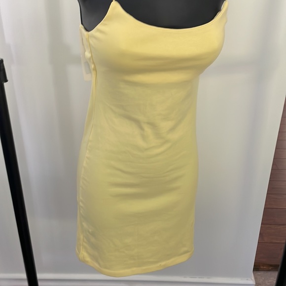 Zara dress - Picture 3 of 5